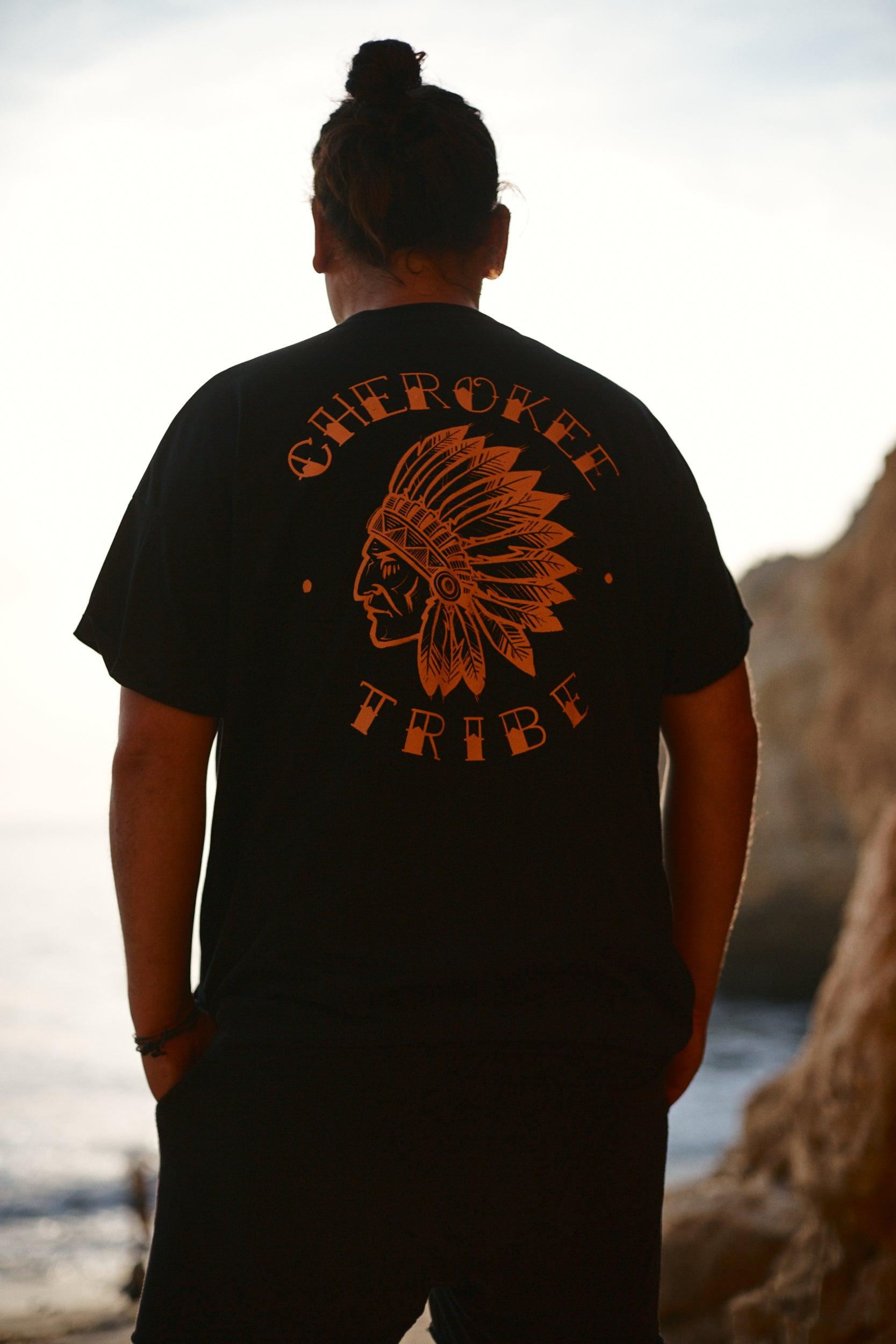 Tribu Cherokee Tee de gran tamaño